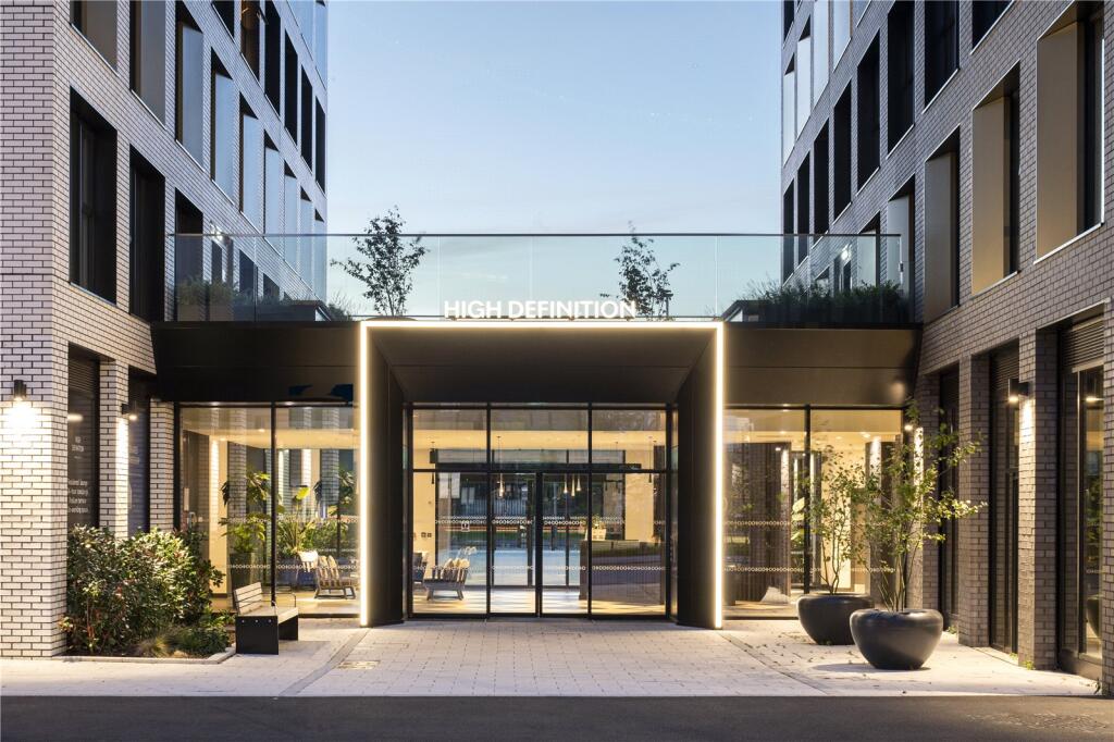 Main image of property: 5 Media City, Salford, M50