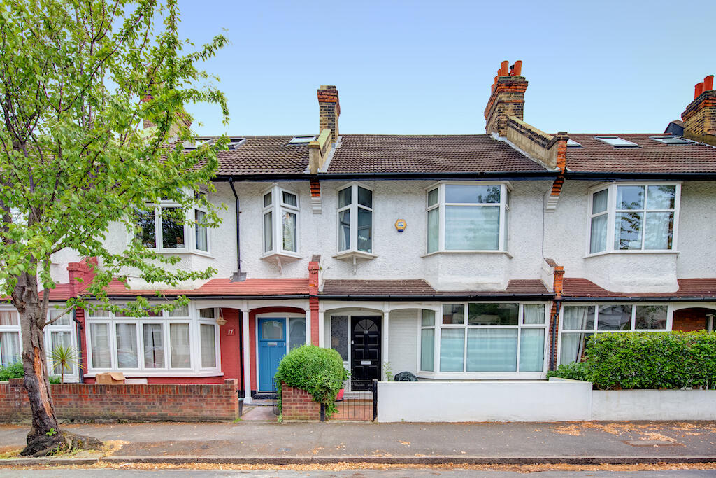 Main image of property: Clevedon Road, London, SE20