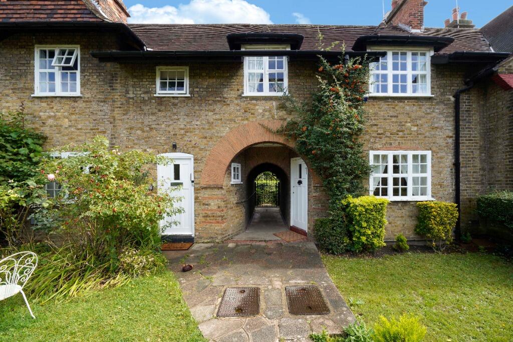 Main image of property: Asmuns Place, London, NW11