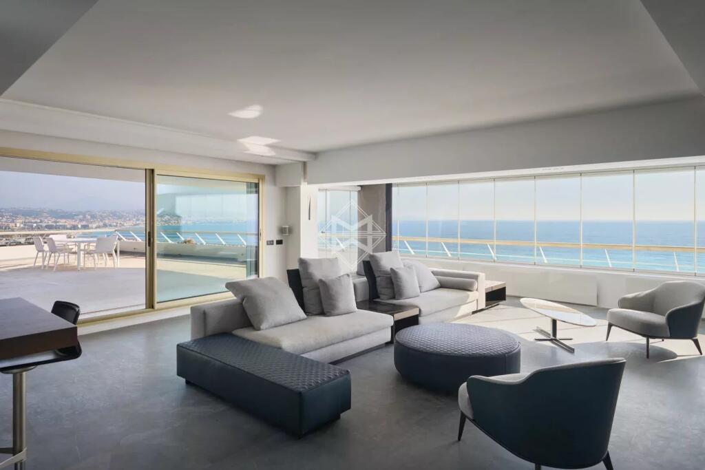 Main image of property: Provence-Alps-Cote d`Azur, Alpes-Maritimes, Villeneuve-Loubet