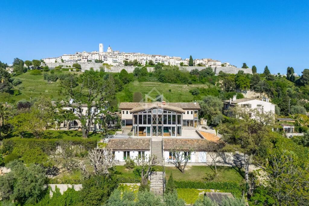 Main image of property: Provence-Alps-Cote d`Azur, Alpes-Maritimes, Saint Paul De Vence