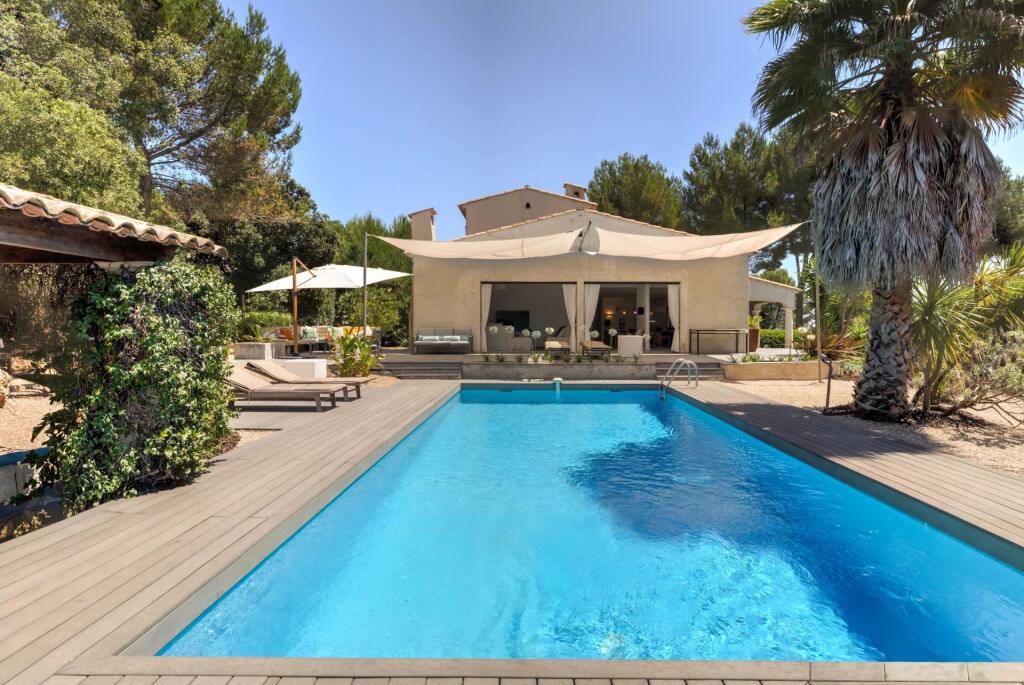 Main image of property: Provence-Alps-Cote d`Azur, Alpes-Maritimes, Biot