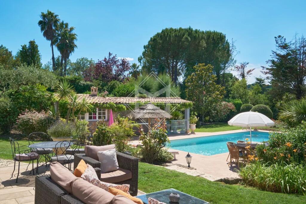 Main image of property: Provence-Alps-Cote d`Azur, Alpes-Maritimes, Chateauneuf De Grasse