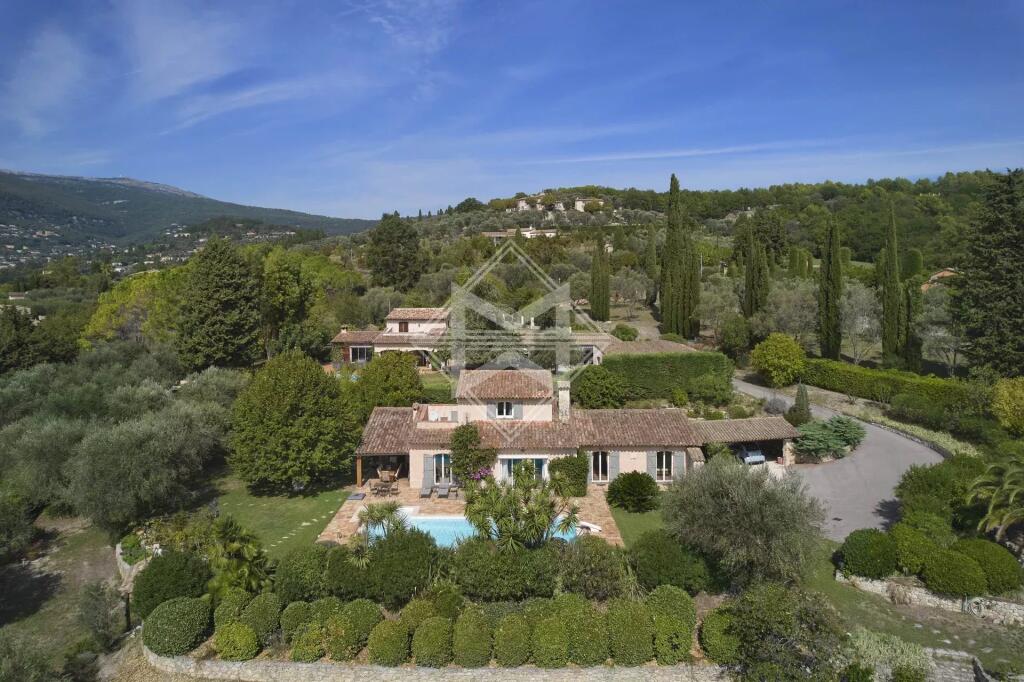 Main image of property: Provence-Alps-Cote d`Azur, Alpes-Maritimes, Plascassier