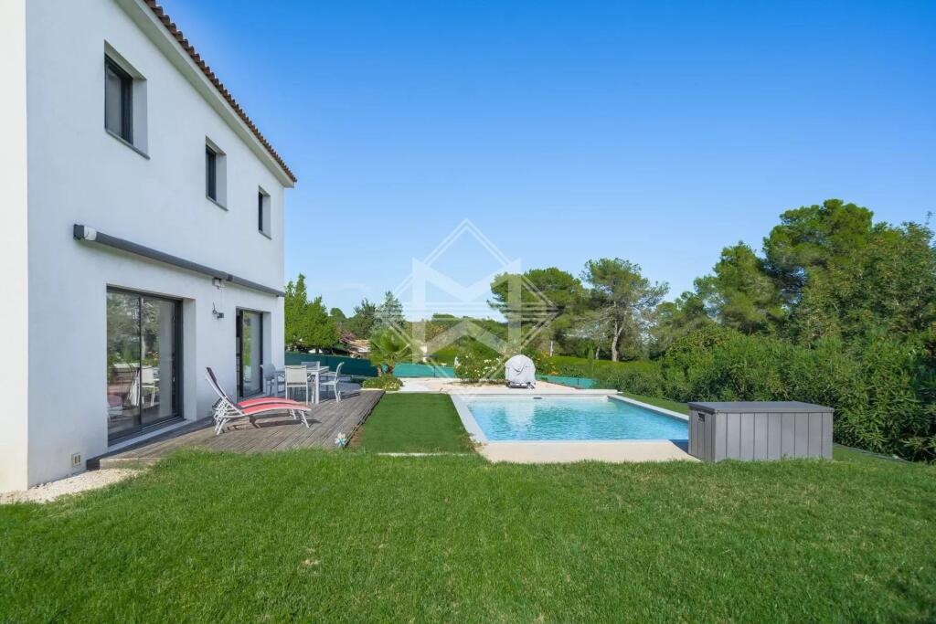 Main image of property: Provence-Alps-Cote d`Azur, Alpes-Maritimes, Mouans-Sartoux