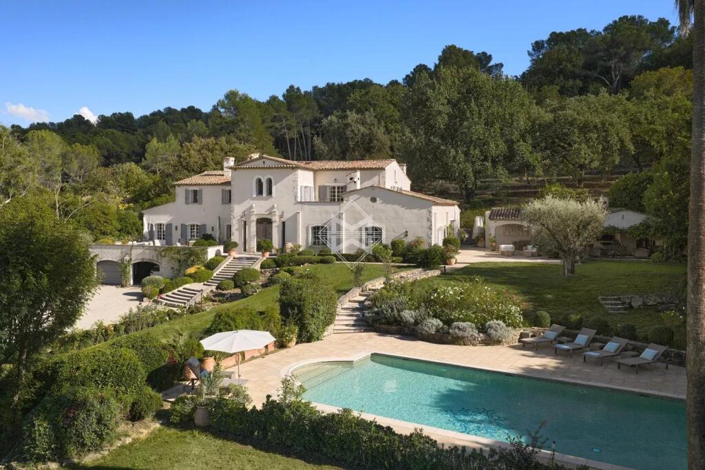 Main image of property: Provence-Alps-Cote d`Azur, Alpes-Maritimes, Valbonne