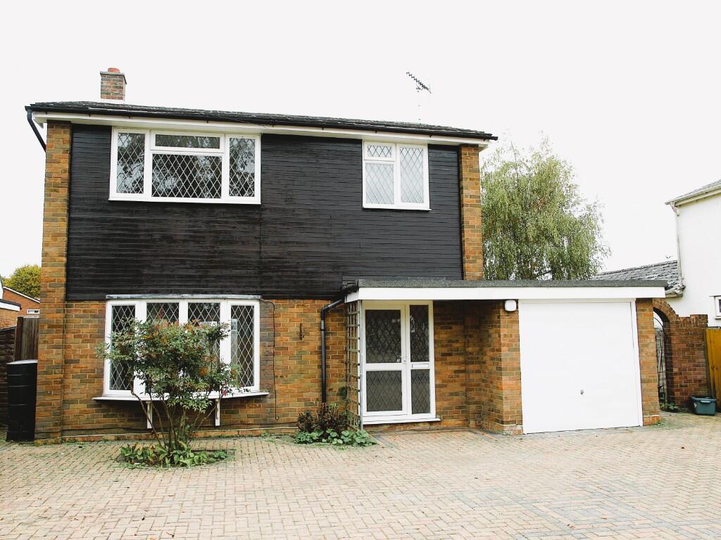 Main image of property: High Street, CO5