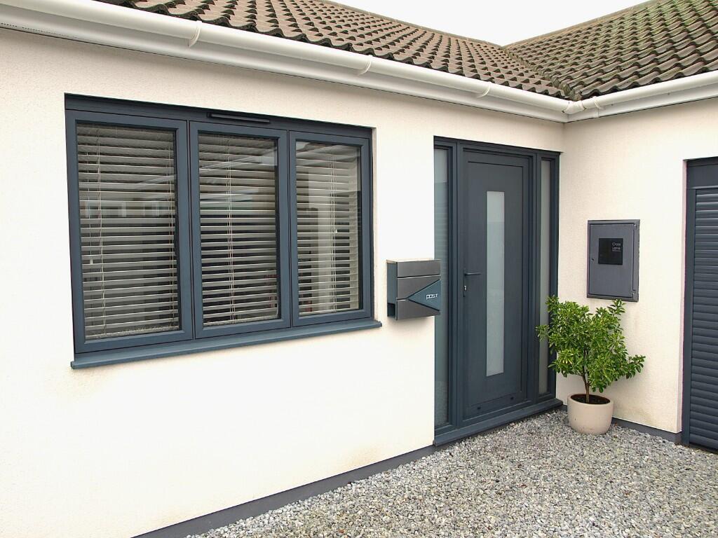 Main image of property: Cross Lane, CO5