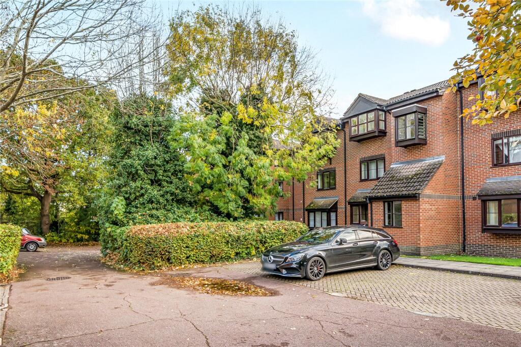 Main image of property: Gladbeck Way, Enfield, EN2