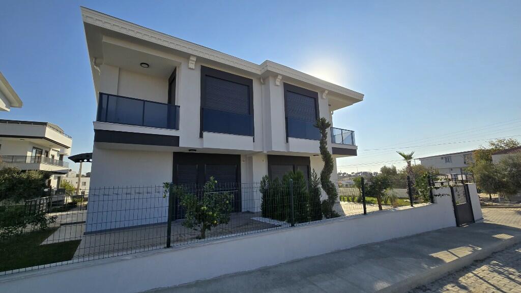 Main image of property: Altinkum, Didim, Aydin