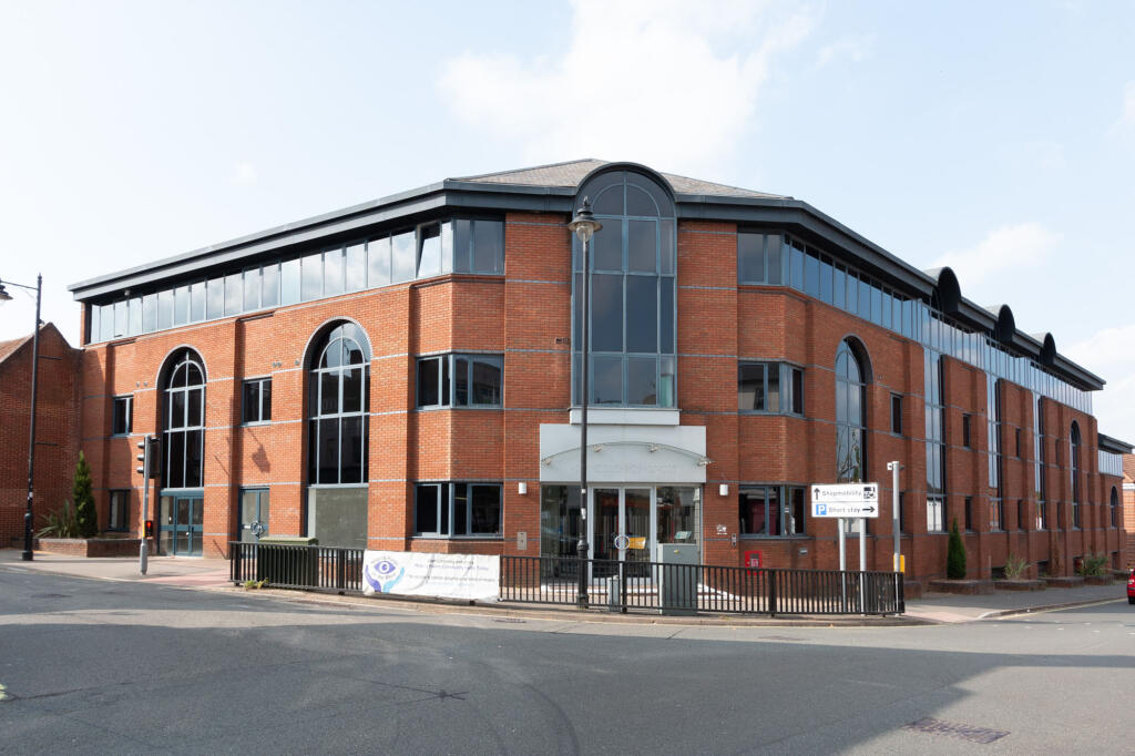 Main image of property: Apartment 33, Copenhagen Court, 32 New Street, Basingstoke, RG21 7DT