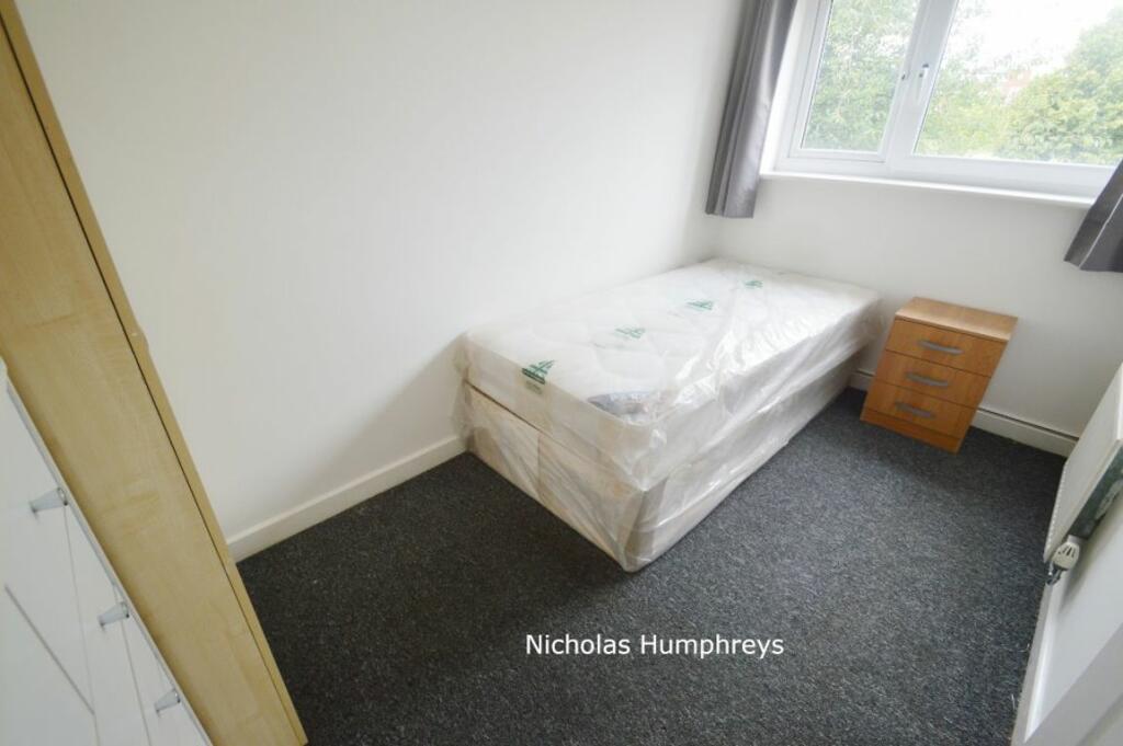 Additional property image - Aviation Avenue