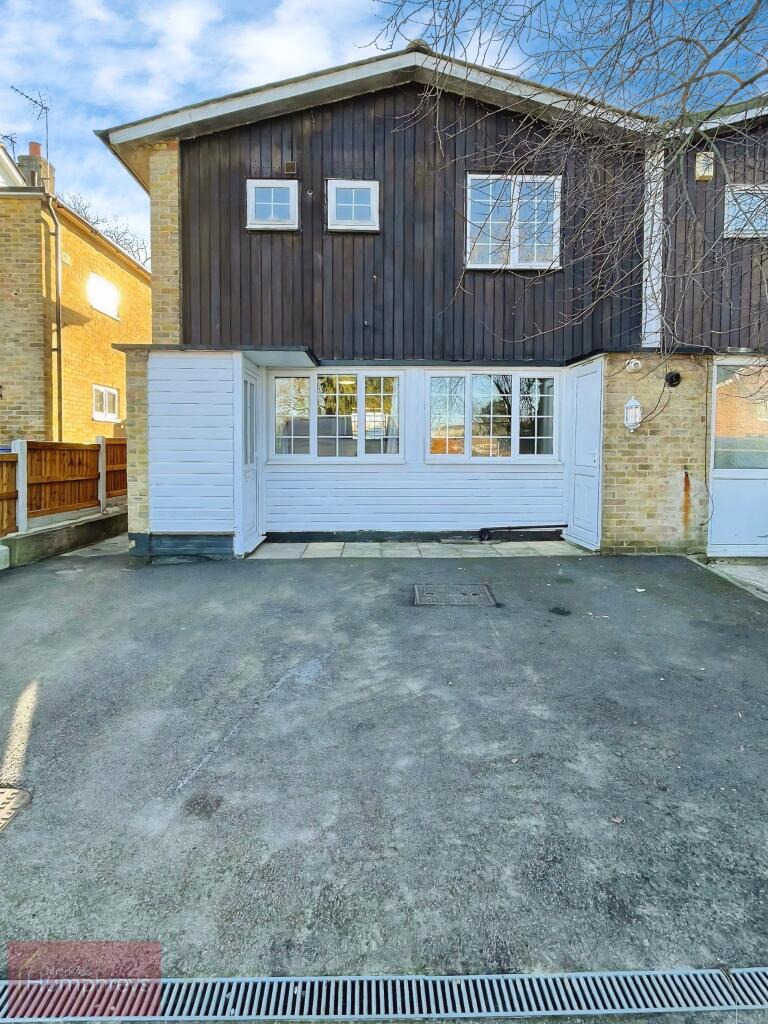 Main image of property: Aldykes, Hatfield, AL10