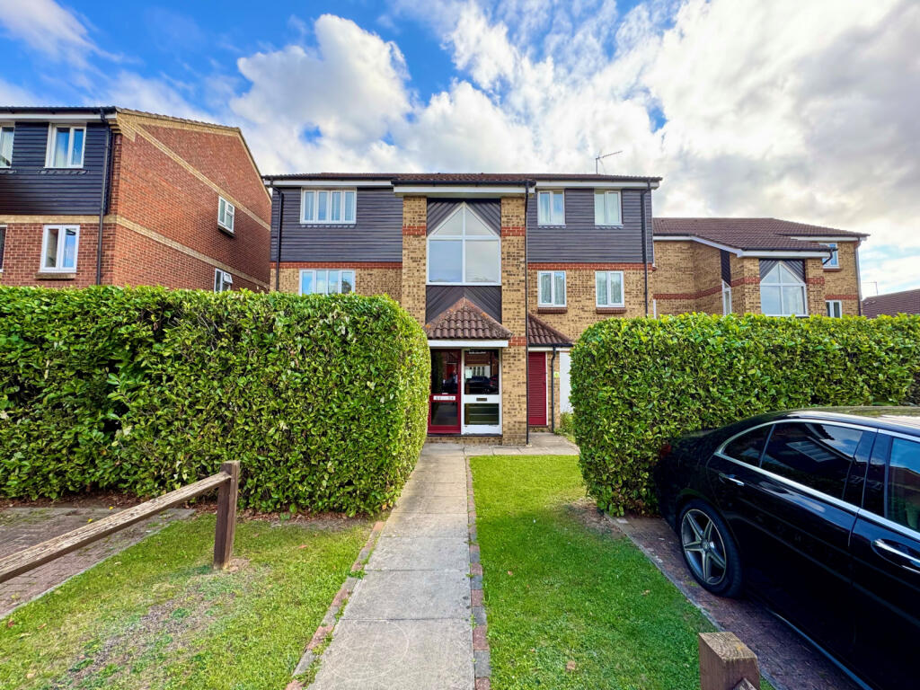 Main image of property: Pearce Manor, Chelmsford , CM2 9XH