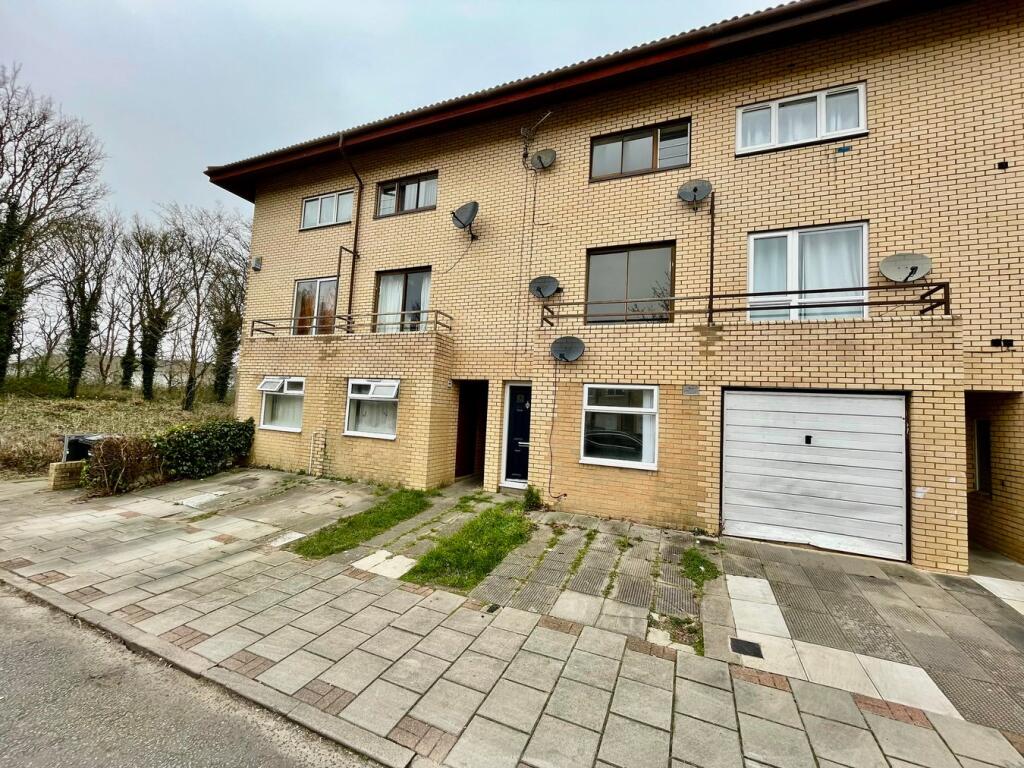 Main image of property: Cleavers Avenue, Conniburrow, Milton Keynes, MK14