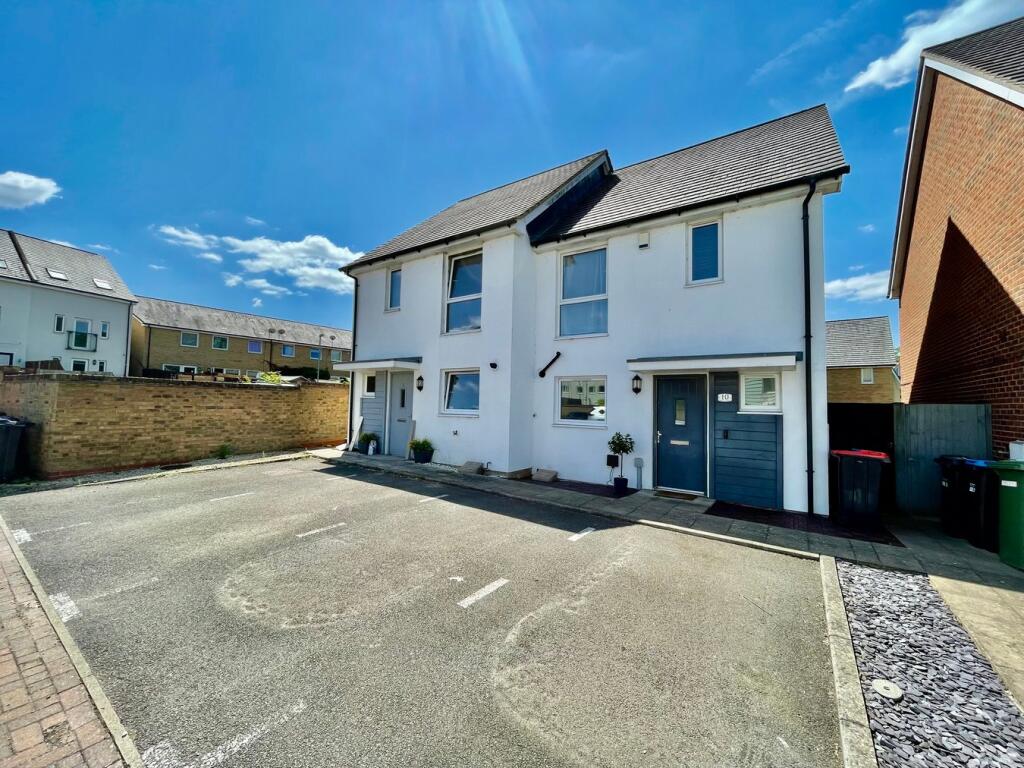 Main image of property: Grove Corner, Redhouse Park, Milton Keynes, MK14