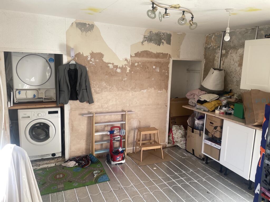 Additional property image - 4 Daisy Cottages, Bridge Street, Barry CF63 1LL
