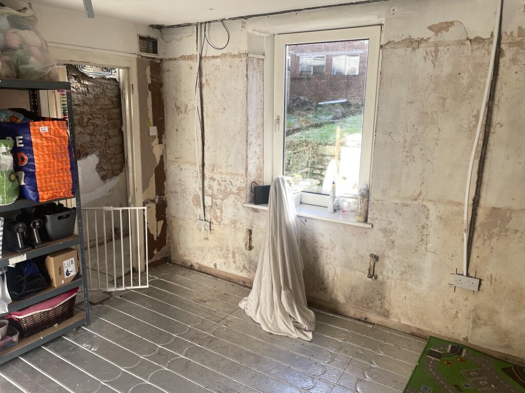 Additional property image - 4 Daisy Cottages, Bridge Street, Barry CF63 1LL