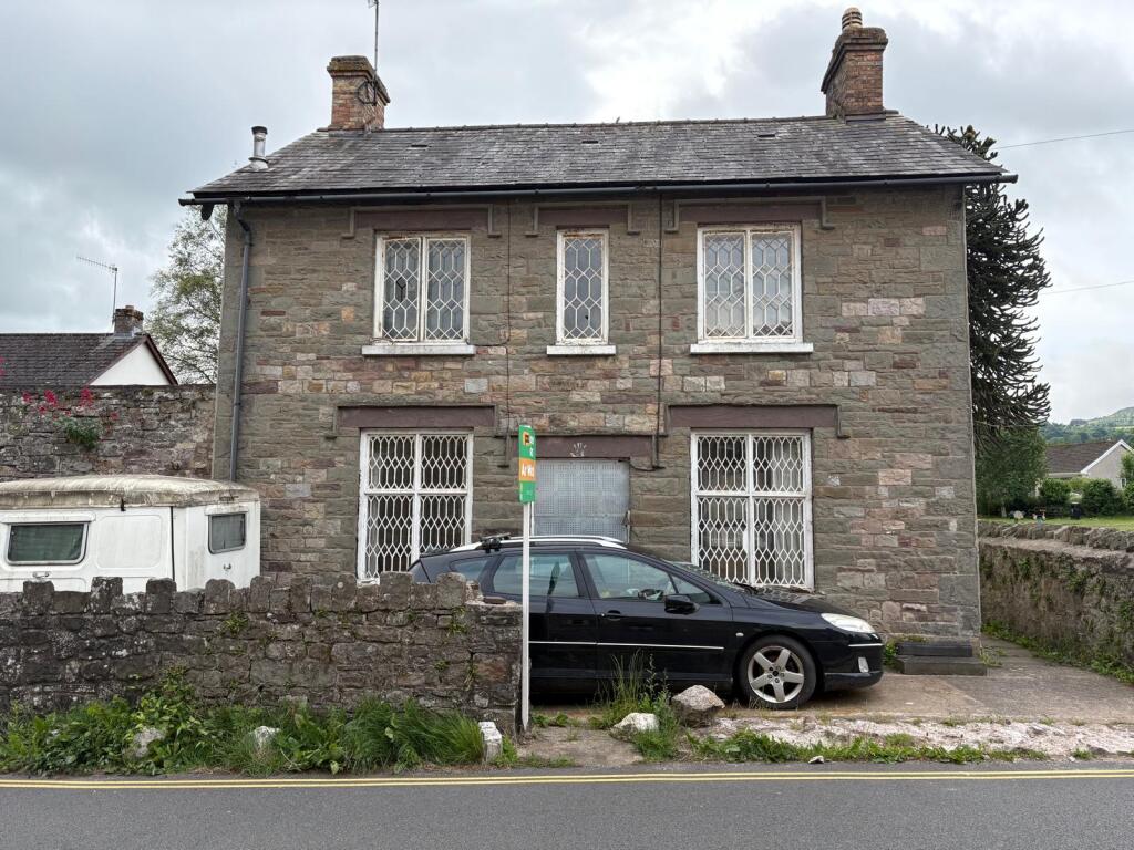 Main image of property: Beech View, Llangattock, Crickhowell, Powys NP8 1PA