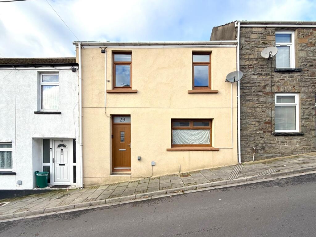 Main image of property: 29 Ynyscynon Street, Aberdare, Rhondda Cynon Taff CF44 0PD