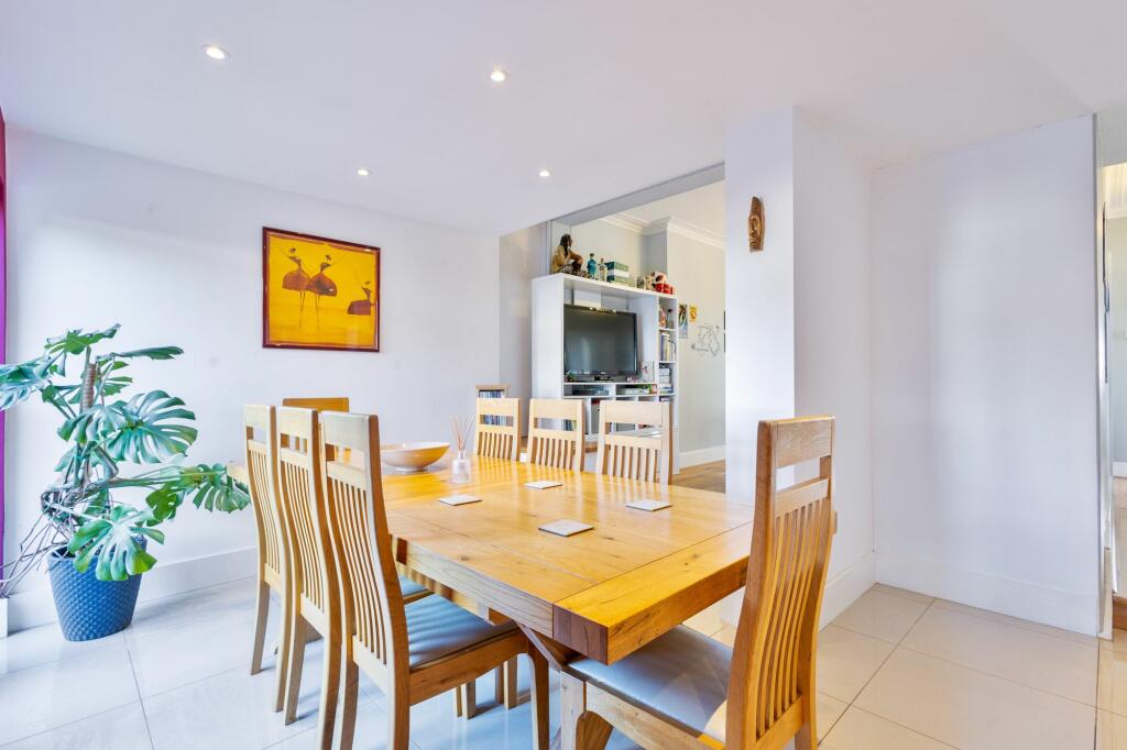 Additional property image - Cheriton Road, Folkestone, CT19
