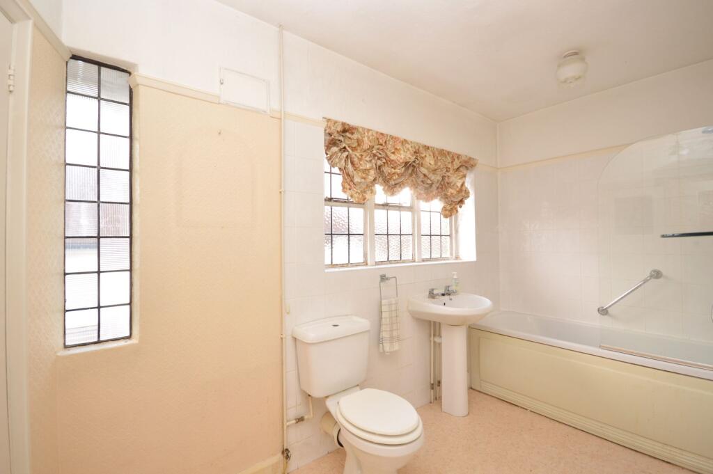 Additional property image - Surrenden Road, Folkestone, CT19