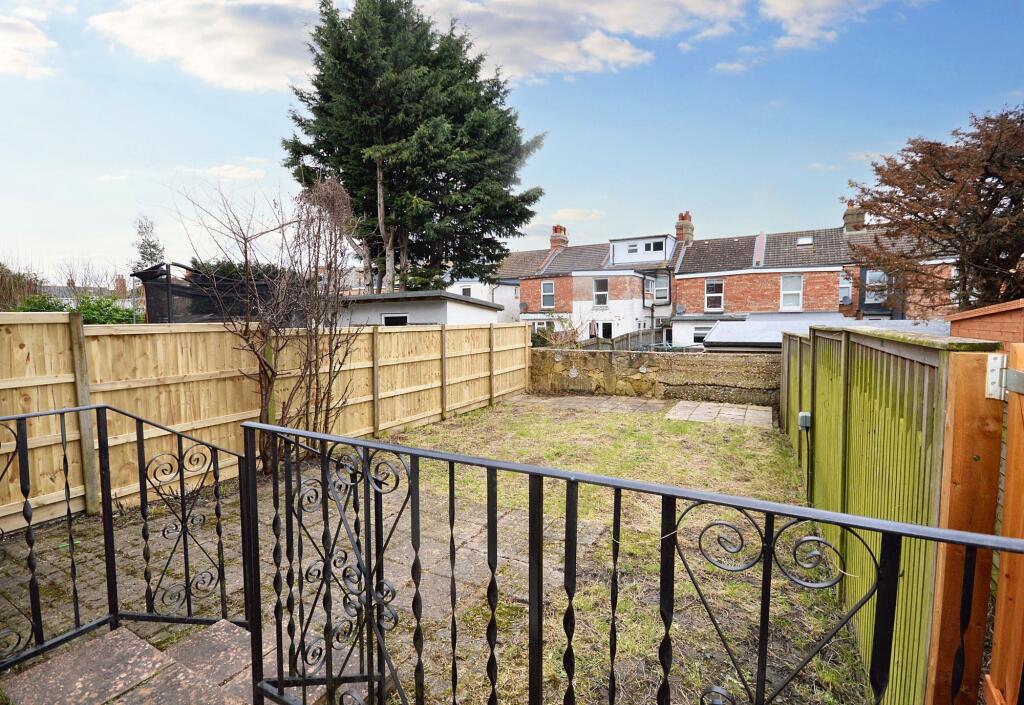 Additional property image - Morehall Avenue, Folkestone, CT19