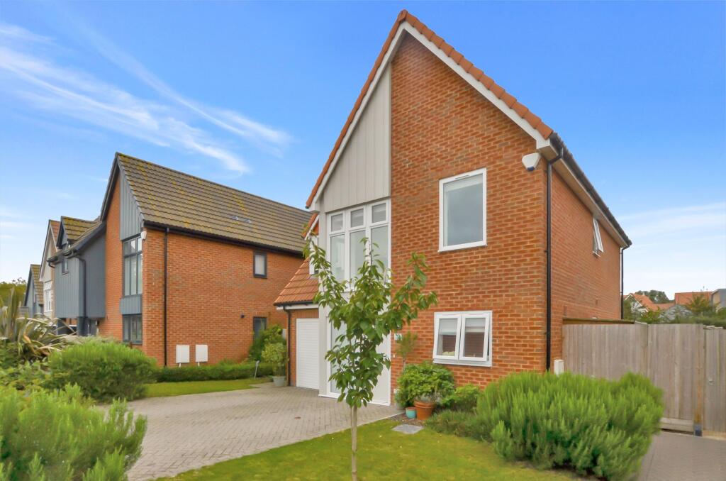 Main image of property: Crispin Close, New Romney, TN28