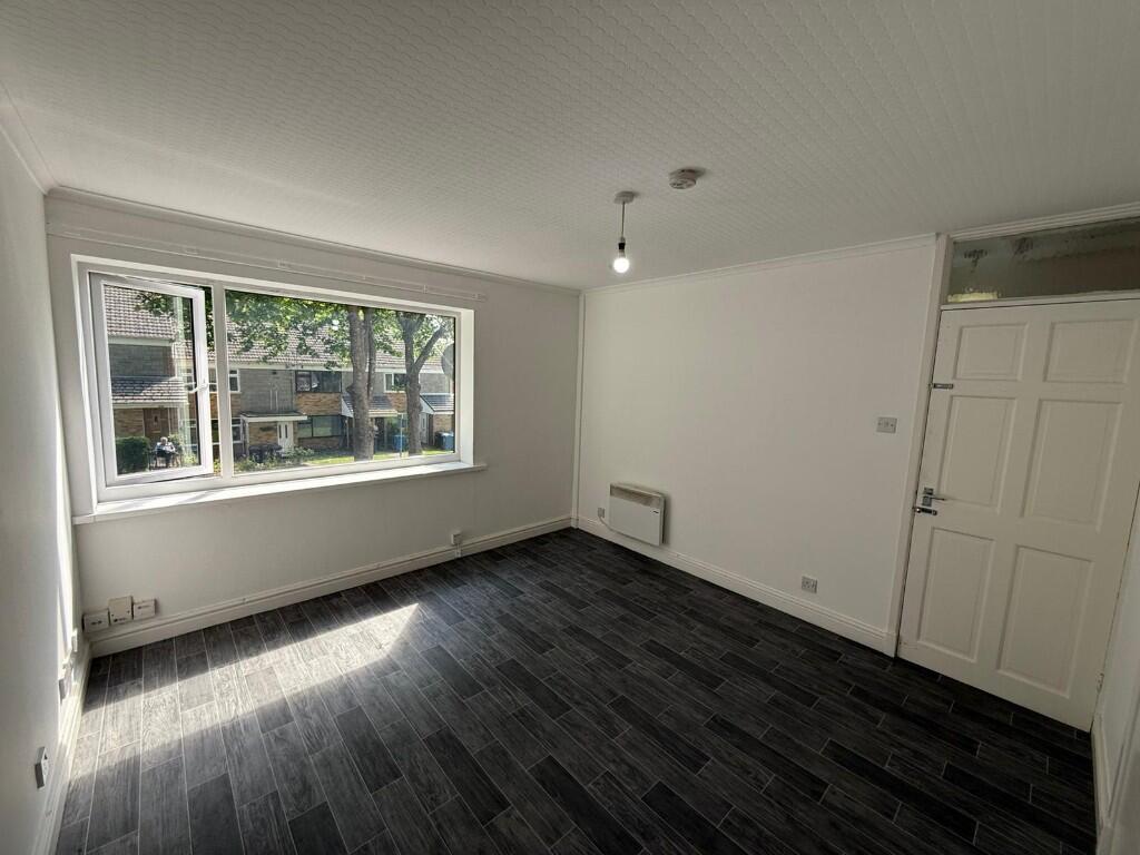 Main image of property: Tintern Avenue, M29