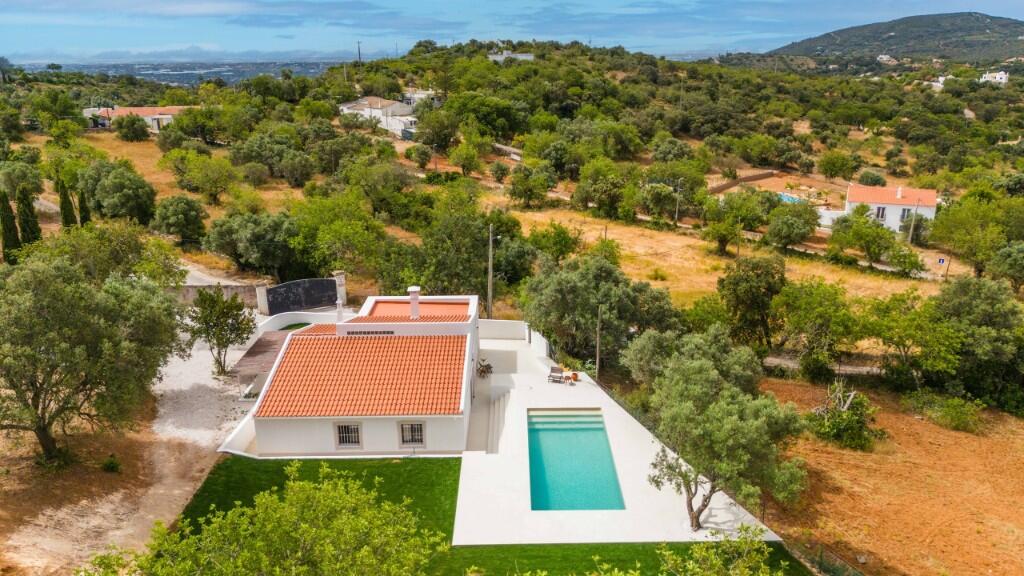 Main image of property: Santa Bárbara de Nexe, Algarve