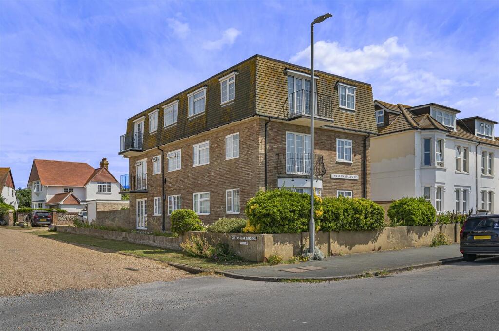 Main image of property: 94 Claremont Road, Seaford