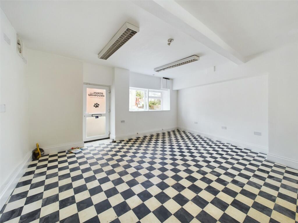 Additional property image - Birch Hill House, Birch Hill, Cheddar, Somerset, BS27