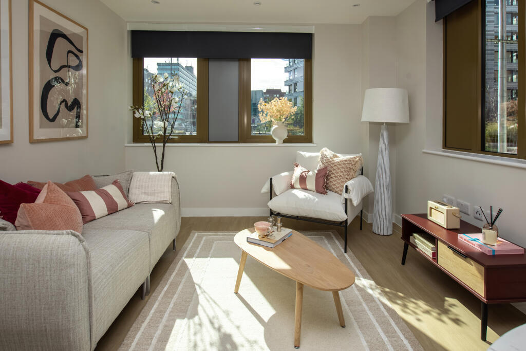 Main image of property: Emporium House East, Alloway Courtyard, Weldale Street, Reading RG1 7PZ