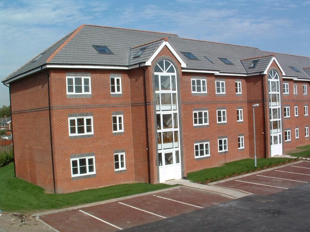 Main image of property: Phaeton Close, M46
