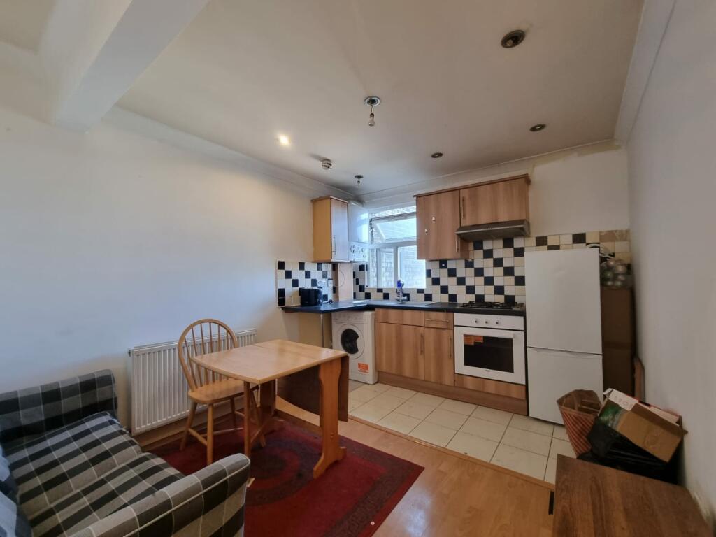 Main image of property: High Road, Willesden, NW10