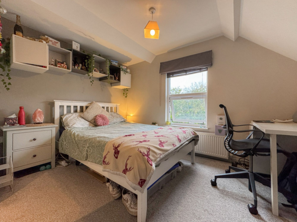Main image of property: 37 Tilehurst Road, Reading, RG1