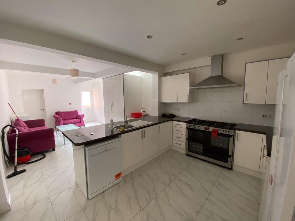 Main image of property: Norris Road, Reading, RG6