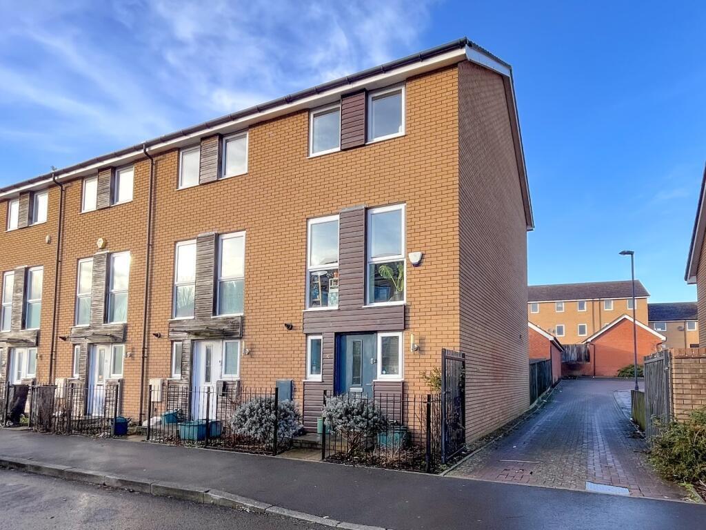 Main image of property: Wood Street, Patchway