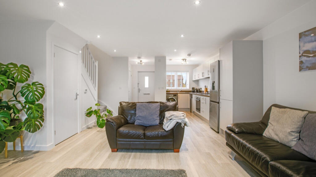 Main image of property: Primrose Gardens, Auckley, DN9 3RR