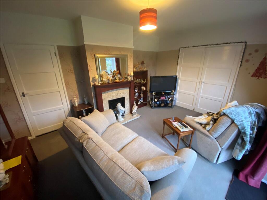 Additional property image - Long Road, Kinson, Bournemouth, Dorset, BH10
