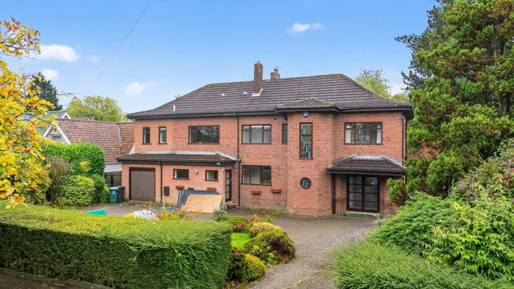 Main image of property: Rare renovation opportunity on Alwoodley Lane, Alwoodley, Leeds