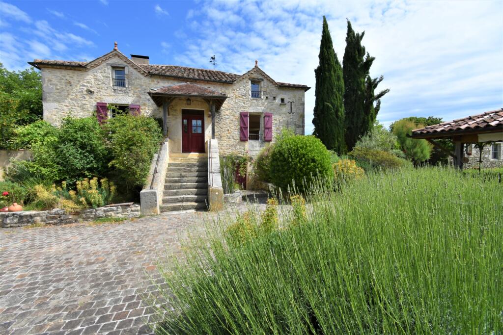Main image of property: 47370 thezac