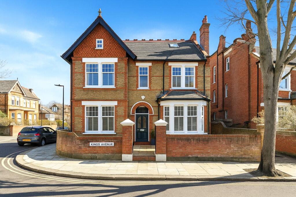 Main image of property: Kings Avenue, London, W5