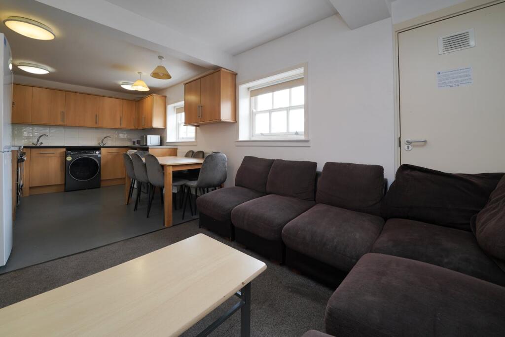 Additional property image - 131-135 Regent Street, Leamington Spa, CV32 4NX