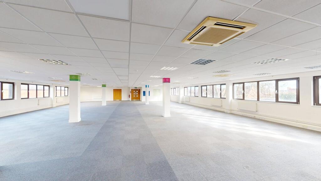 Additional property image - Westgate House, Market Street, Warwick, CV34 4DE