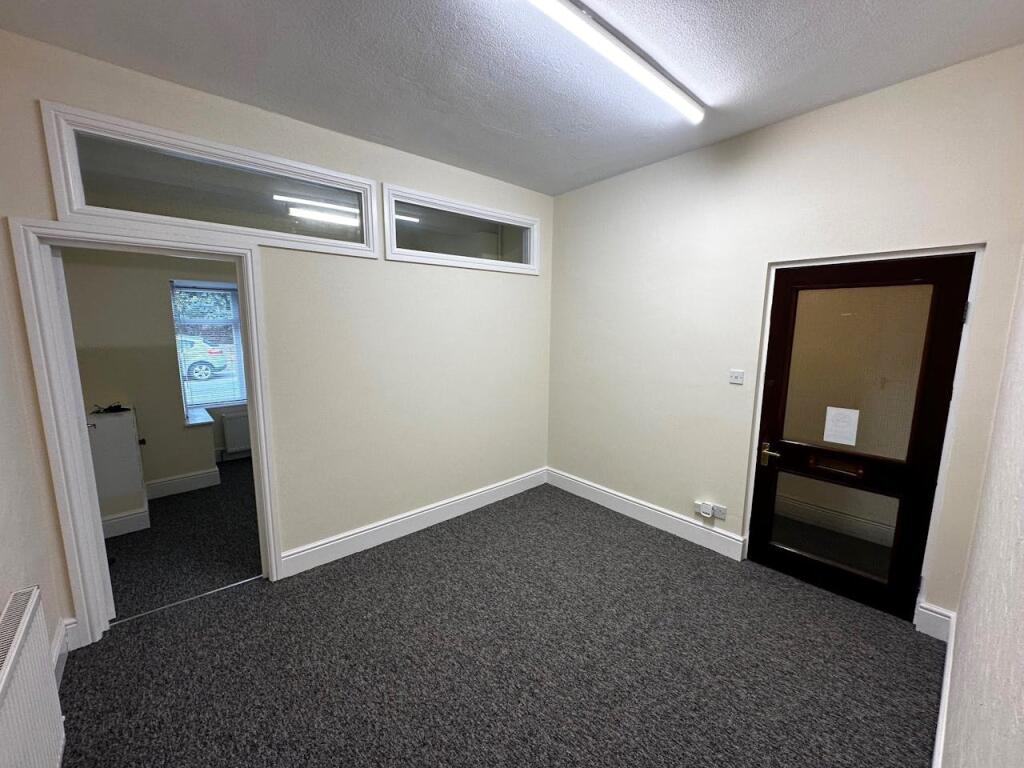 Additional property image - 70 Priory Road, Kenilworth, CV8 1LQ