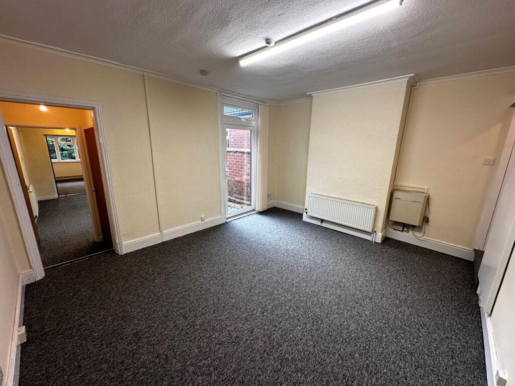 Additional property image - 70 Priory Road, Kenilworth, CV8 1LQ