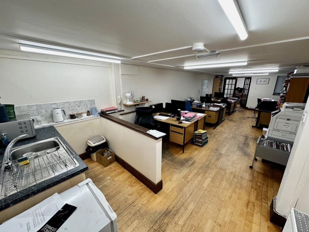 Additional property image - Georgia House, 6 Augusta Place, Leamington Spa, CV32 5EL