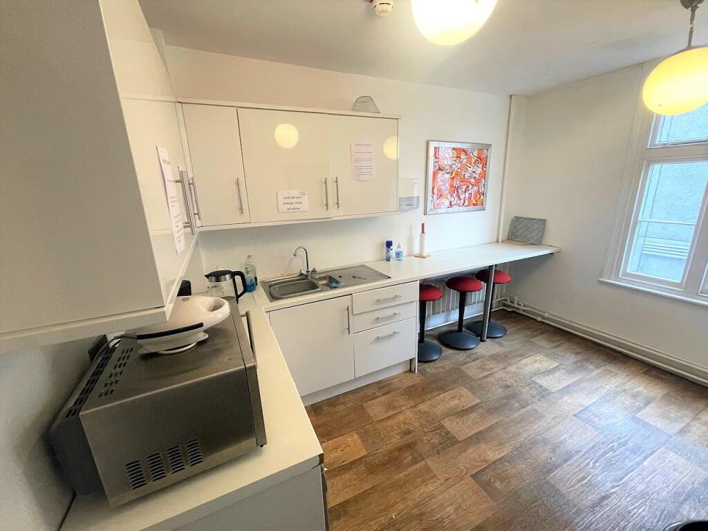 Additional property image - Regent House, 50 Holly Walk, Leamington Spa, CV32 4HY