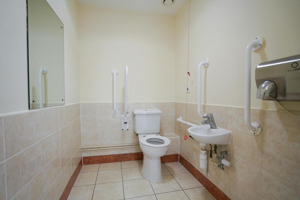 7 Olympus Court 10.jpg